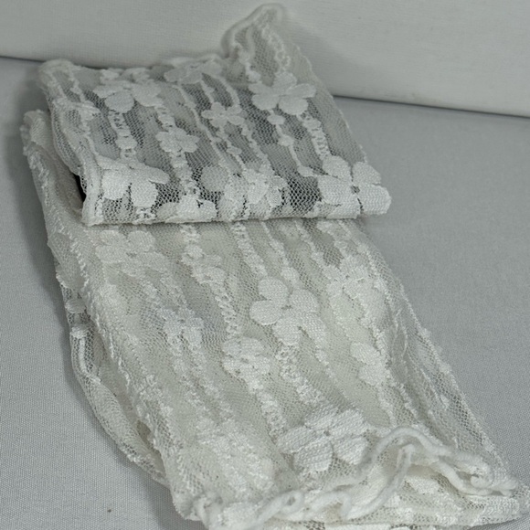 Vans Ivory Lace Socks - Picture 4 of 6